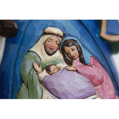 Mikołaj z Szopką - Gdzieś daleko od szopki narodziło się dziecię (Away In A Manger)  4046758 Jim Shore