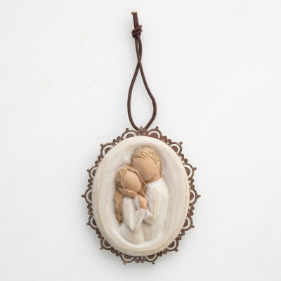 Mama i córka „W objęciach miłości” zawieszka 26211 Susan Lordi Willow Tree